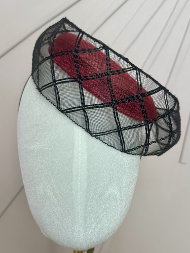 Red pillbox fascinator with - red,
