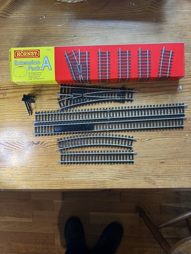 Hornby extension pack r8221 - hornby,