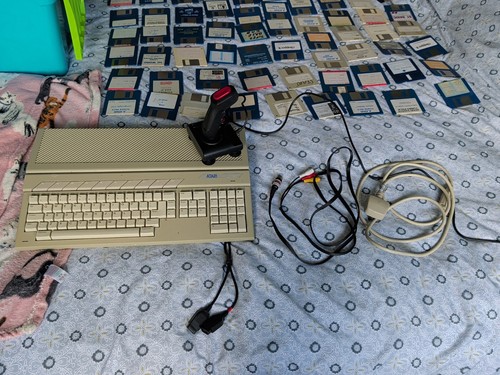 Atari 520 stfm computer - 520,