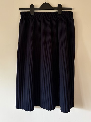 Zara navy pleated high waisted - navy,
