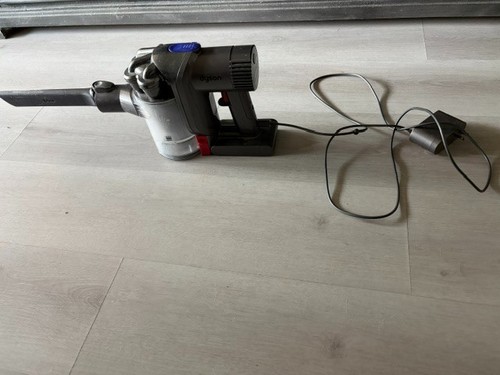 Dyson dc44 vacuum - dyson,