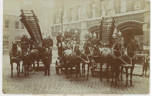 London camden town fire - n, town,