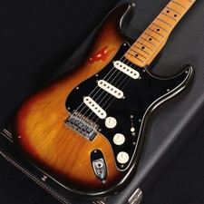 Fender 1976 Stratocaster Sunburst (1976) (no250929)