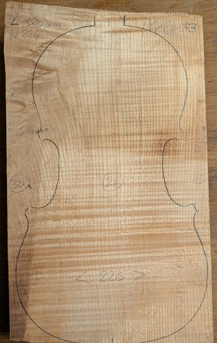 A violin one piece - 33,