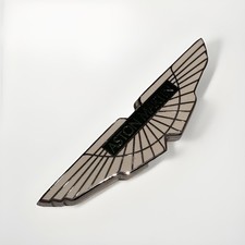 Aston Martin bonnett badge