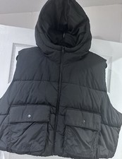 Black hooded puffer gilet - hooded,