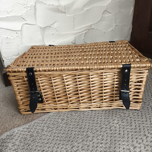Woven buff willow wicker - buff,