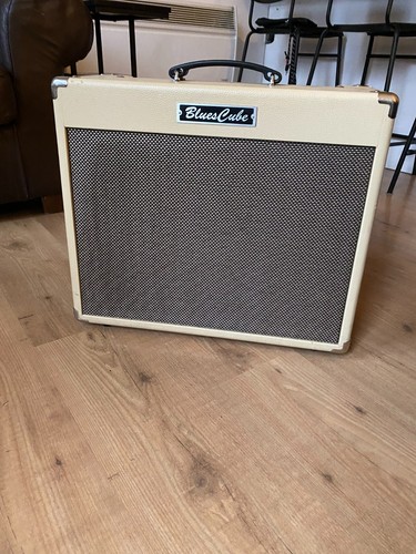 Roland blues cube - roland, stage
