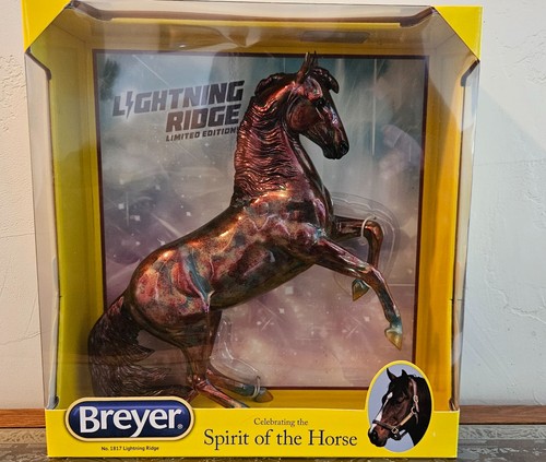 Breyer lightning ridge - lightning,