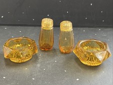 Vintage Art Deco Glass Salt &
