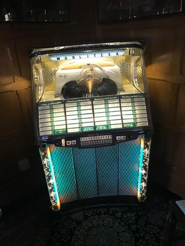Wurlitzer 2104 jukebox - wurlitzer,