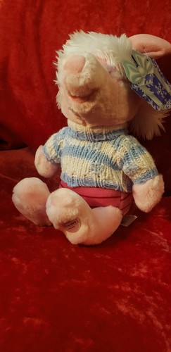 Nwt disney store piglet plush - nwt,