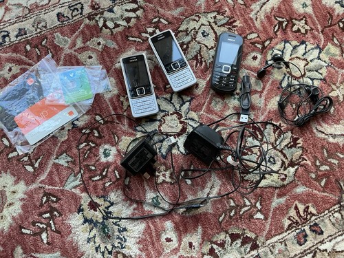 Old nokia mobile phones - old,