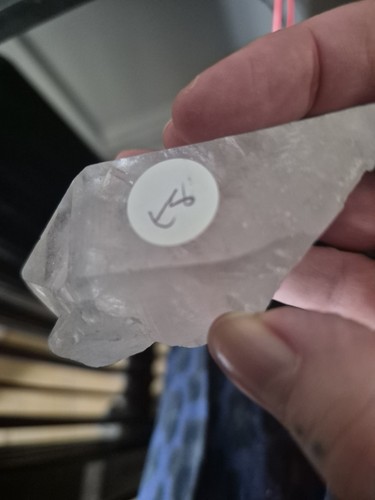 Clear quartz - clear,