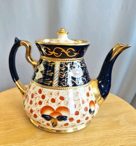 Vintage imari style teapot - imari,