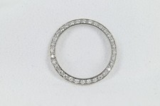 18ct White Gold Diamond Bezel