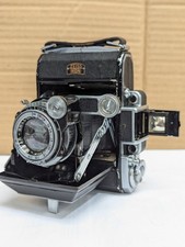 Old Vintage ZEISS IKON SUPER IKONTA 531 Folding Camera. NOVAR 3.5 Lens