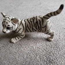 Country Artists White Tiger