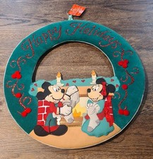 VINTAGE DISNEY MICKEY MINNIE MOUSE CHRISTMAS HOLIDAY WREATH DECORATION FABRIC