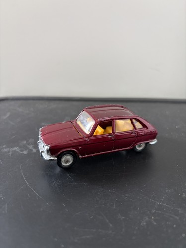 Corgi toys renault - toys,