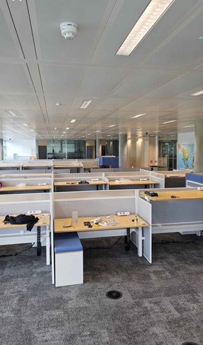 One day office clearance - 🚨,
