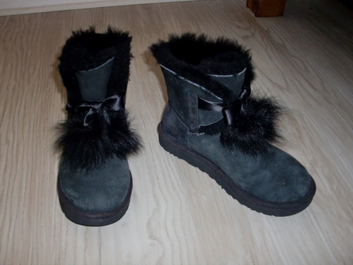 Women~UGG~LACE