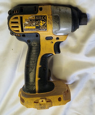 DEWALT DC827 CORDLESS IMPACT DRILL DRIVER 18V no battery no charger (working)