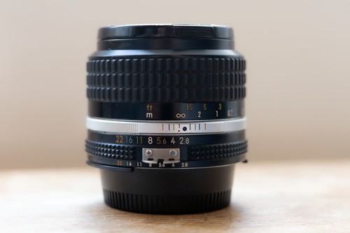 Nikon nikkor 35mm 8 wide - nikon,