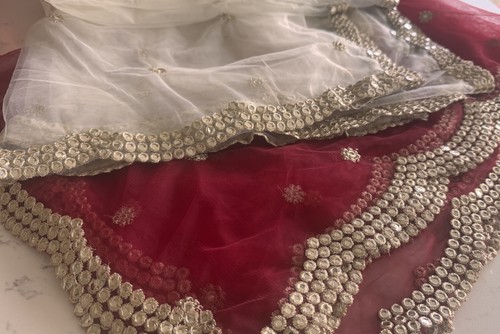 Scallop edge dupatta chunni - scallop,