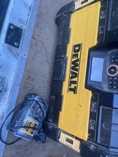 DeWalt Tough DAB Site Radio. Battery and charger  Working.