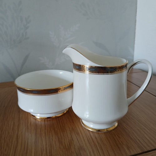 Royal albert paragon - iona, milk