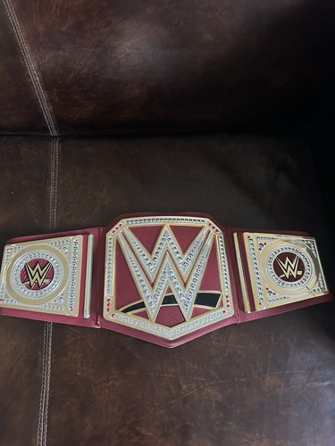 Mattel wwe universal - mattel,