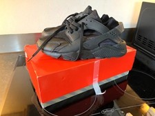 Nike Air Huarache 'Triple