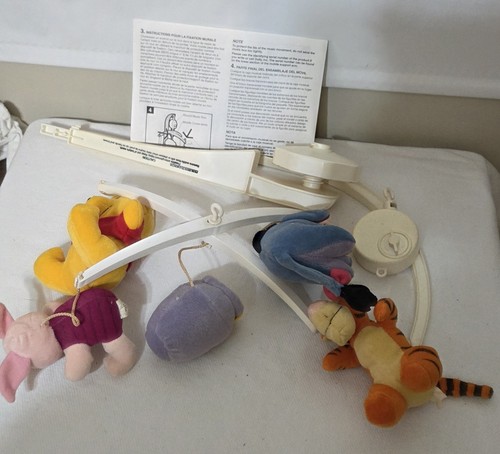 Vintage 1997 disney - winnie, the