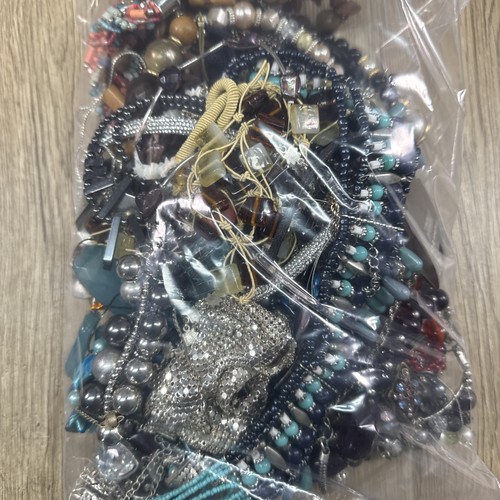 2kg job lot - lot, costume