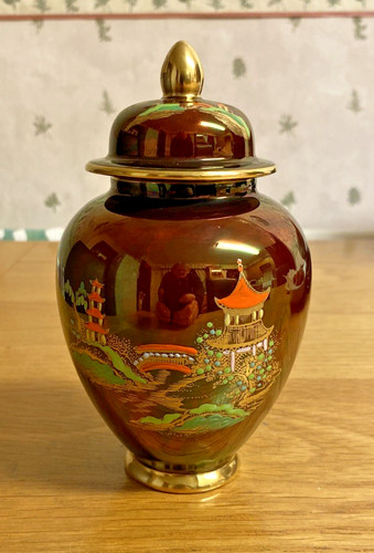 Beautiful vintage carlton ware - vintage,