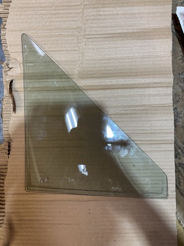Mk2 fiesta quarterlight glass - fiesta,