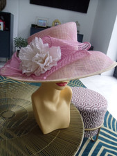 beautiful ladies 17" wide pink