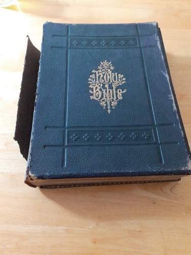 1901 holy bible self - 1901,