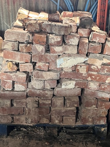 Reclaimed bricks approx - reclaimed,