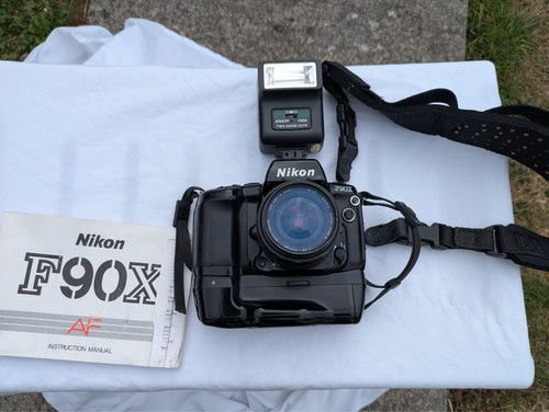 Nikon f90x 35mm film - , +