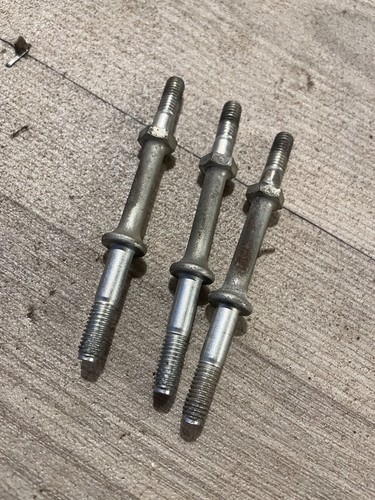 Recoil spacer pegs - spacer, a