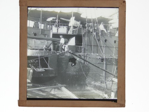 Naval warship battle - naval,