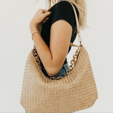 Pretty Simple Woven  Shoulder