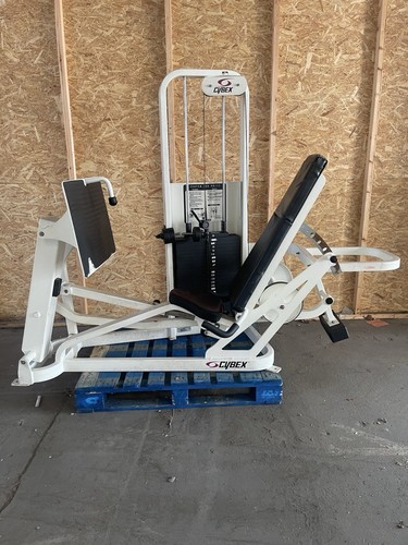 Cybex vr2 seated - seated, leg
