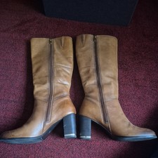 Tu clothing Women's Leather Knee High Boots In Tan Size UK  8 brand new