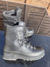 Lowa Mountain Goretex Boots   #17