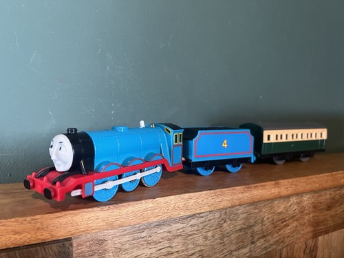 Tomy thomas friends - &, gordon
