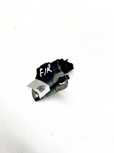 Bmw f10 fender bracket - 5,