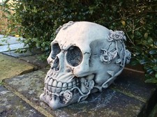 STONE GARDEN ROSES FLORAL